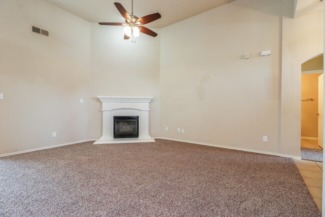 Building Photo - 12817 Dorset Dr