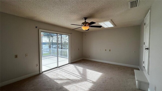 Building Photo - 8625 Vista Shores Ct