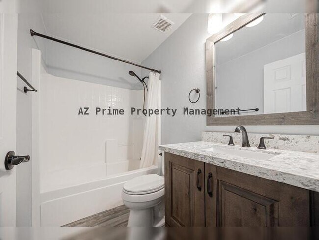 Building Photo - 1633 E Beautiful Ln