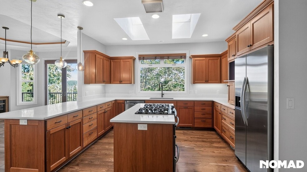 Building Photo - 453 Dellwood Dr