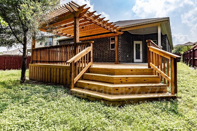 Building Photo - 11446 Sea Gull Ct