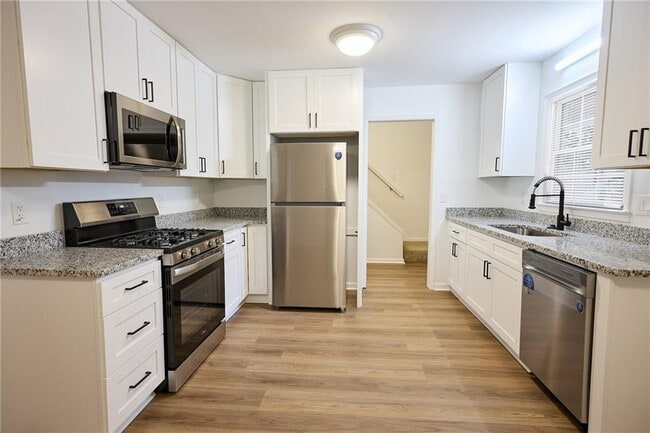 Building Photo - 1718 Country Park Way
