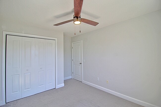 Building Photo - 106 Centennial Ct