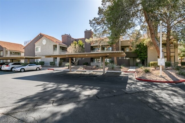 Building Photo - 5054 S Rainbow Blvd