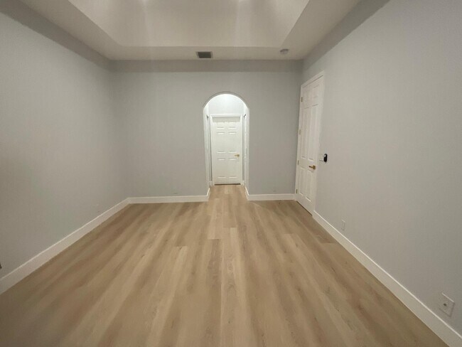 Building Photo - 8273 Manjack