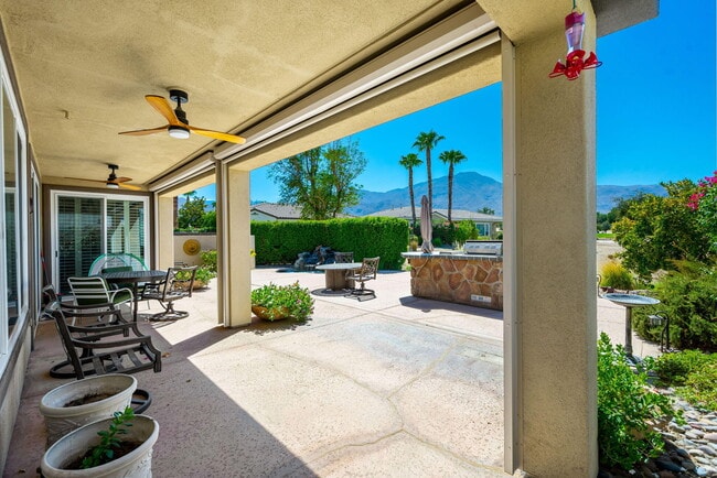Building Photo - 60661 Juniper Ln