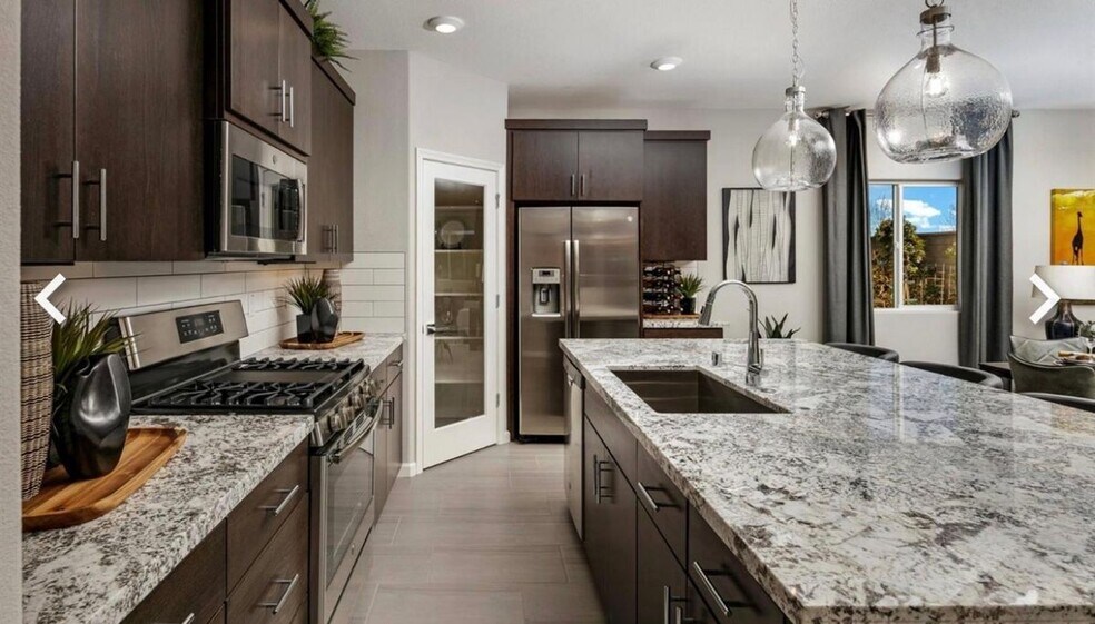 Building Photo - 2416 Raphael Wy