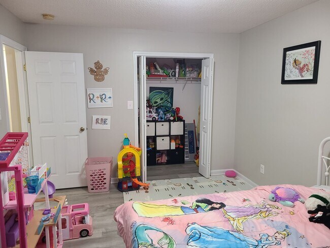 Building Photo - Beautiful 3 bedroom 2 bath home in Sneads Ferry - Seabird Estates