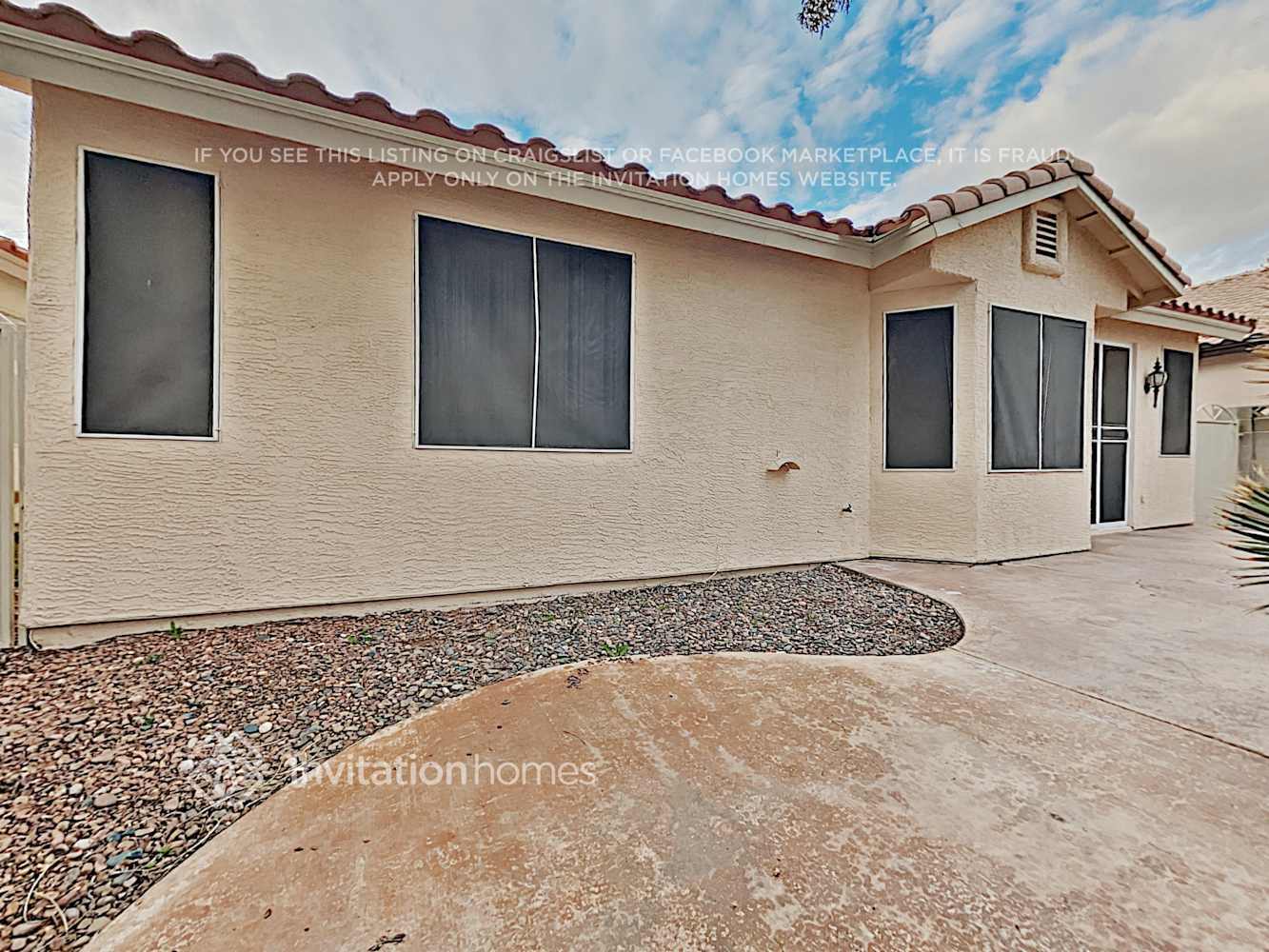 Building Photo - 1133 Coral Rainbow Ave