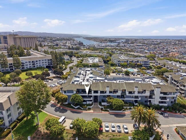 Building Photo - Fully Remodeled Coastal Condo in Villa Balboa | 2 Bed, 2 Bath