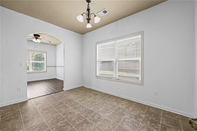 Building Photo - 578 Hardy Water Dr SE