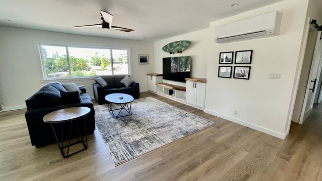 Building Photo - FULLY FURNISHED, STUNNING, BRAND NEW CONST...