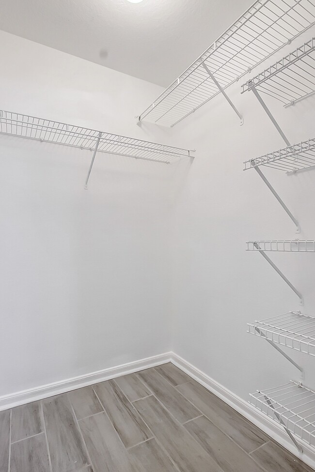 Building Photo - 10822 Cane Grove Ln