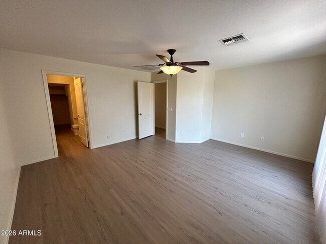 Building Photo - 42406 W Sunland Dr