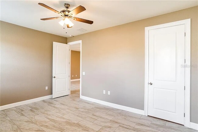 Building Photo - 2134 Lunn Landings Blvd