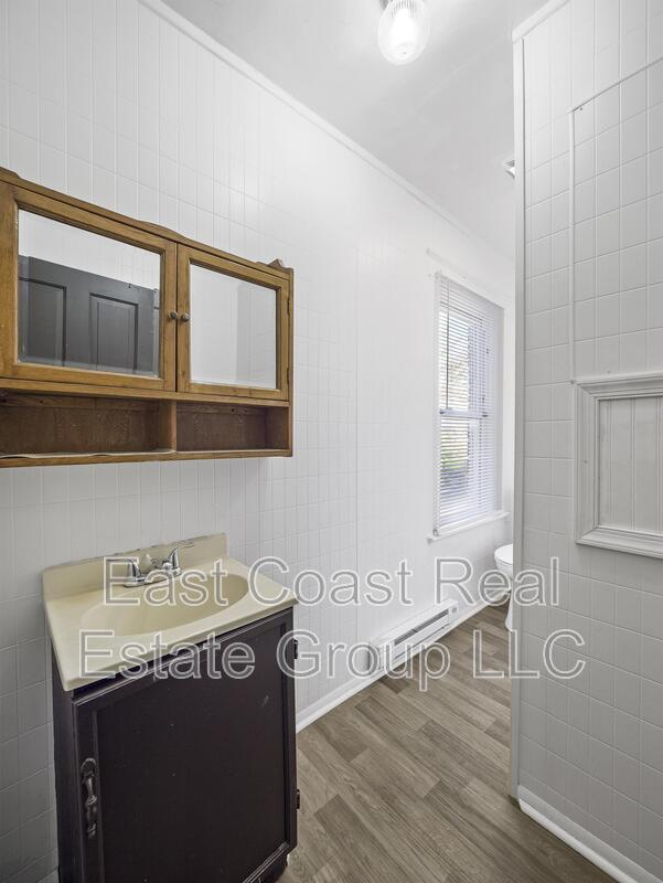 Building Photo - 111 West Side Ave