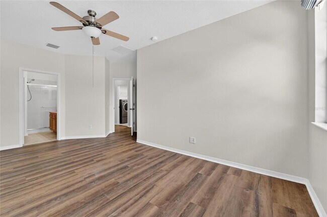 Building Photo - 30132 Mossbank Dr