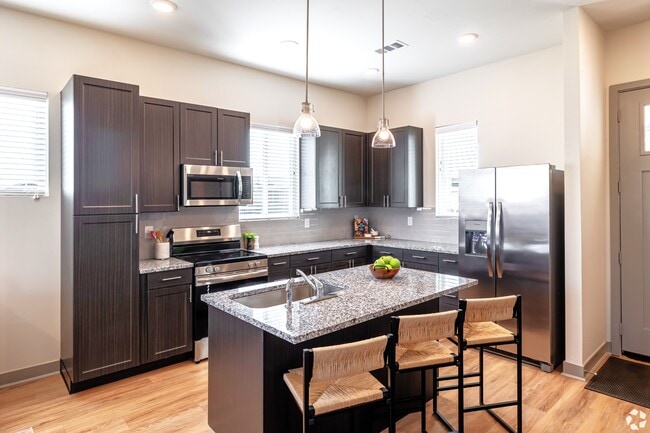 Building Photo - Trulo Homes Tara Ridge