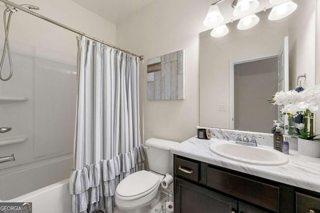 Building Photo - 3295 Estes Dr