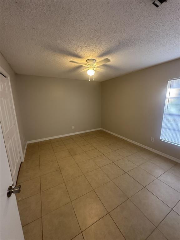 Building Photo - 1704 Ridgewood Ln