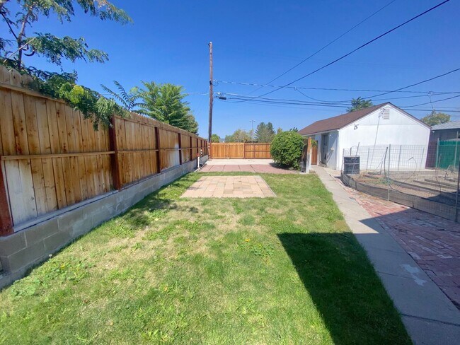 Building Photo - Fabulous Reno Historical House - Charming ...
