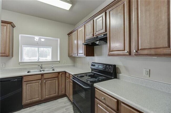 Building Photo - 314 Oakland Hills Way