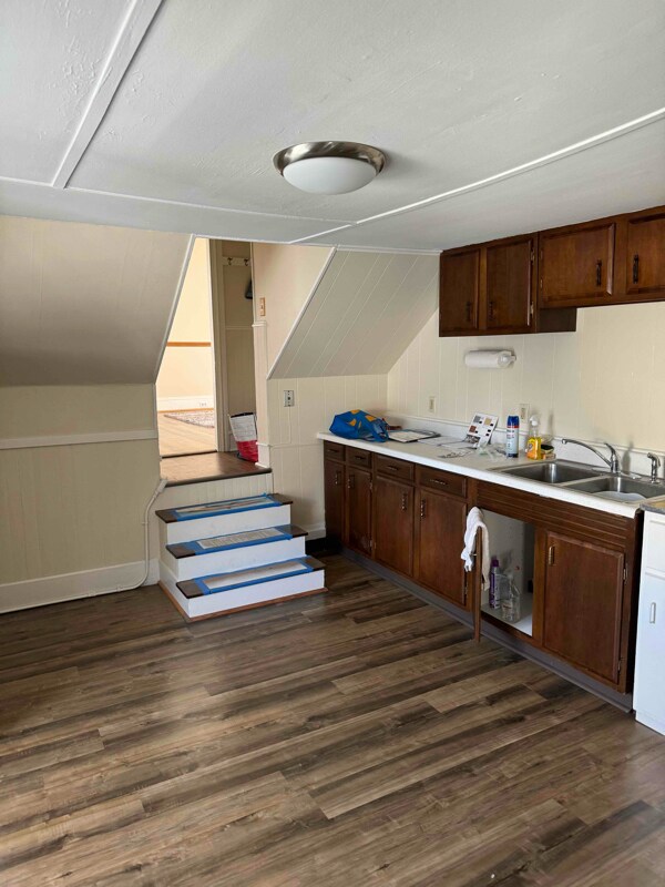 Building Photo - 44 Washington St