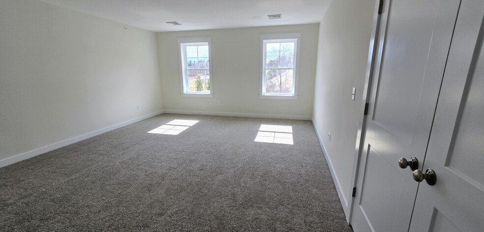 2nd Floor Guest Bedroom - 603 Portsmouth Ave