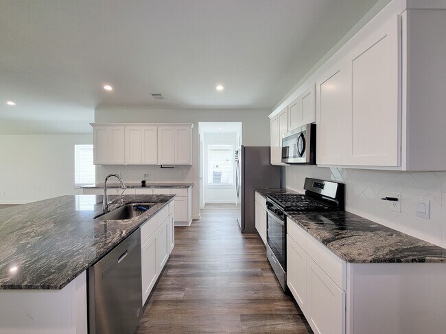 Building Photo - 1014 Star Grass Ln