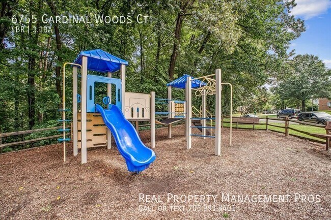 Building Photo - 6755 Cardinal Woods Ct