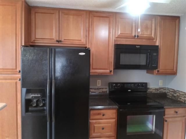 Building Photo - 1450 S Webb Rd