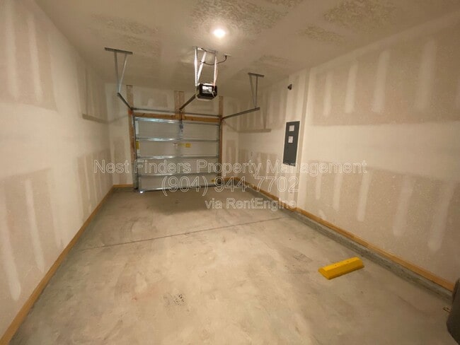 Building Photo - 7732 Legacy Trl