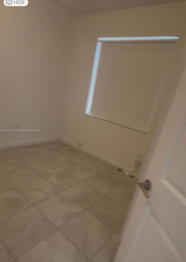 Building Photo - 316 NE 208th Terrace