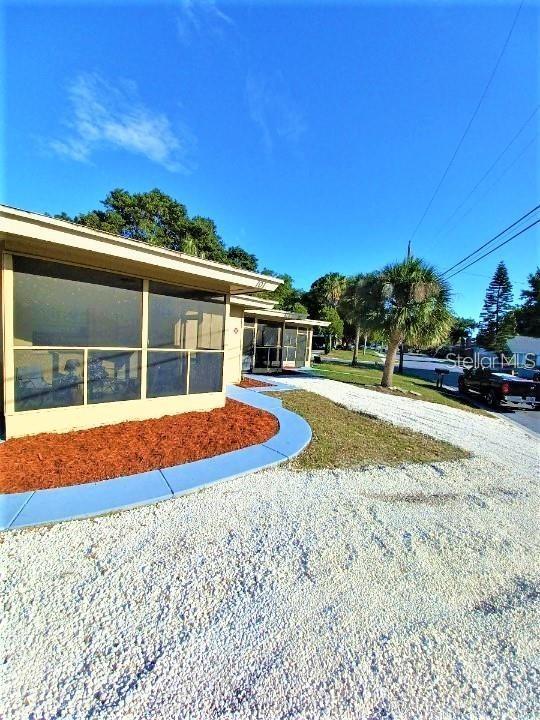 Building Photo - 101 S Evergreen Ave