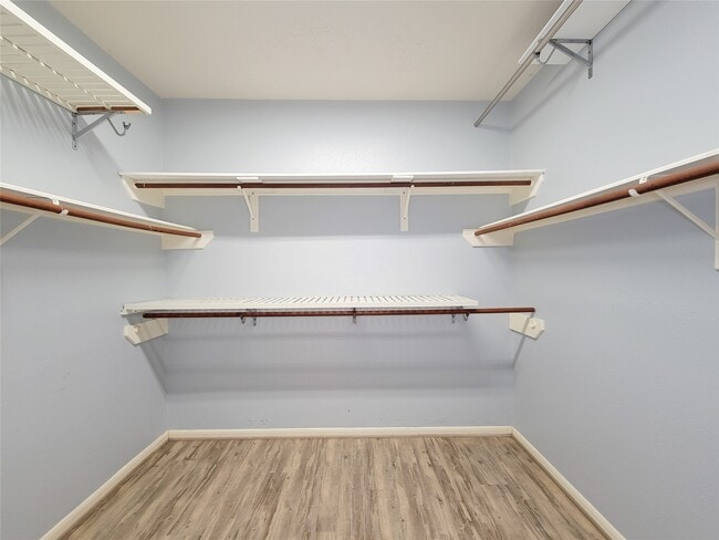 Building Photo - 6410 Coley Park