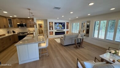 Building Photo - 3439 Highwood Ct