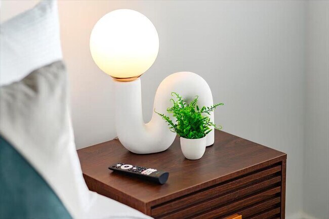 Building Photo - 1700 Alton Rd