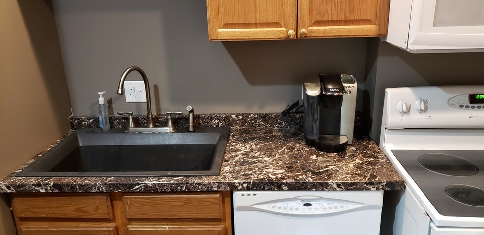 Building Photo - 1508 Humboldt