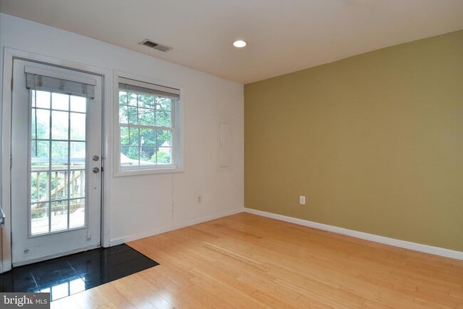 Building Photo - 1705 Commonwealth Ave