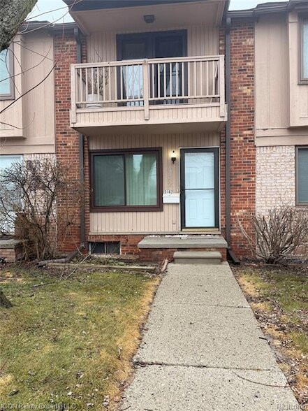 Building Photo - 3162 Summers Rd