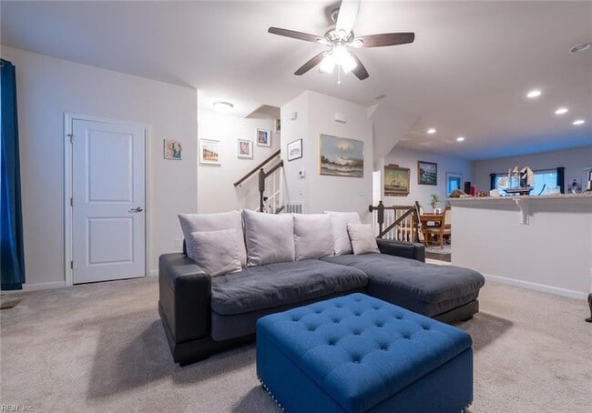 Building Photo - 605 Brickell Chase