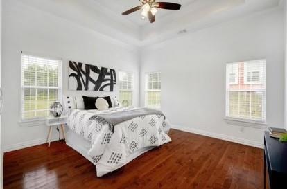 Building Photo - 404 Mesa Dr