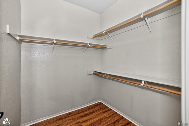 Building Photo - 2523 S 41st Ave