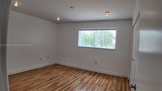 Building Photo - 14905 SW 80th St