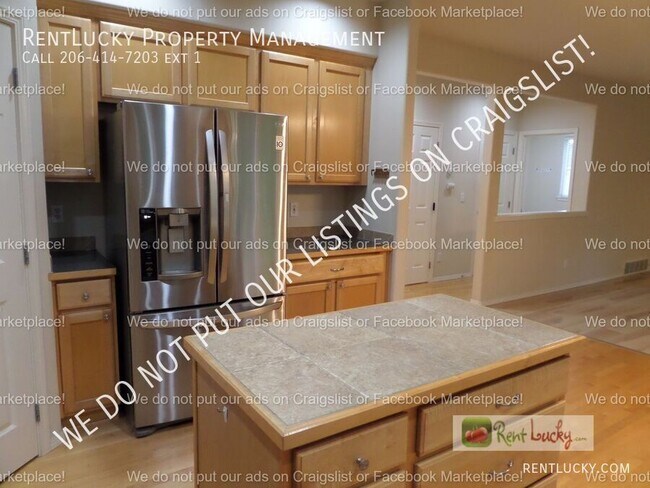 Building Photo - 111 203rd St SE