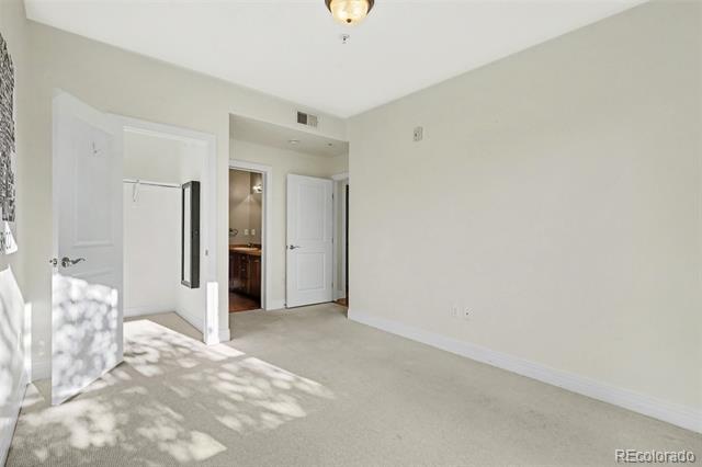 Building Photo - 9039 E Panorama Cir