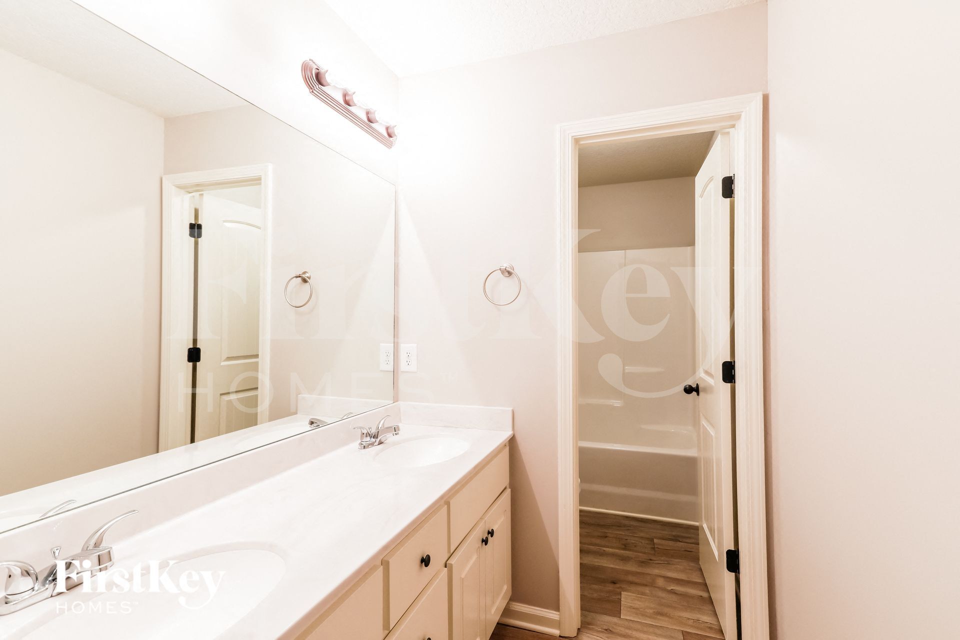 Building Photo - 631 Peachtree Rd