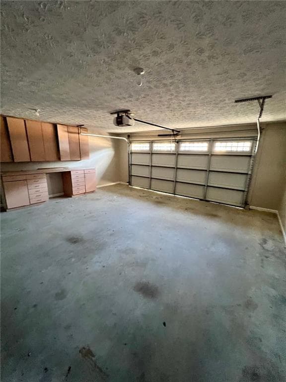 Building Photo - 3313 Beech Hollow Ct