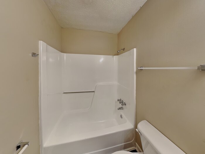 Building Photo - 3985 Casa Verde Dr