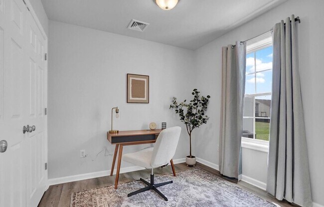 Building Photo - 2422 Lehman St